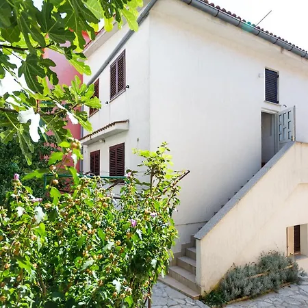Apartment Iris & Elena Pinezici  Exterior photo